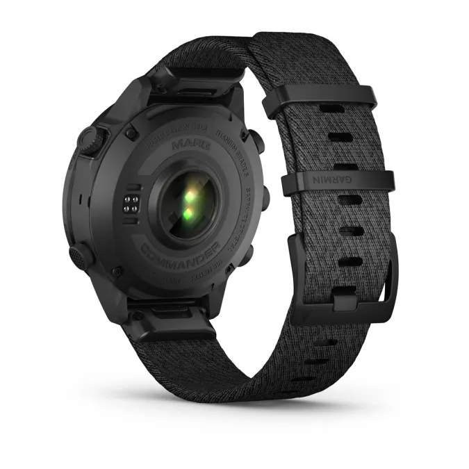 Умные часы Garmin MARQ Commander (Gen 2) – Carbon Edition Modern Tool Watch (010-02722-01)