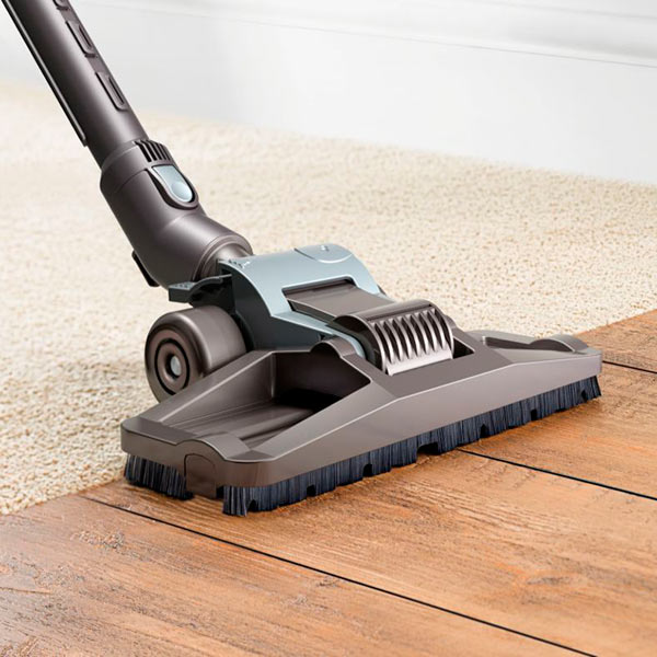 Пылесос с контейнером для пыли Dyson DC 30C Tangle Free